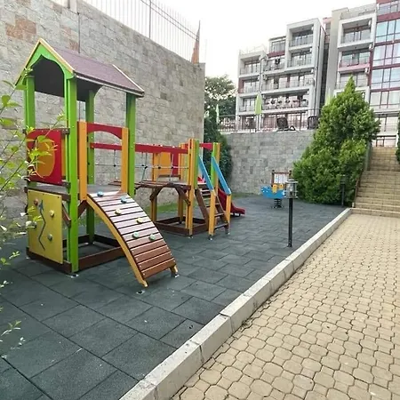 Helios I Premium アパート